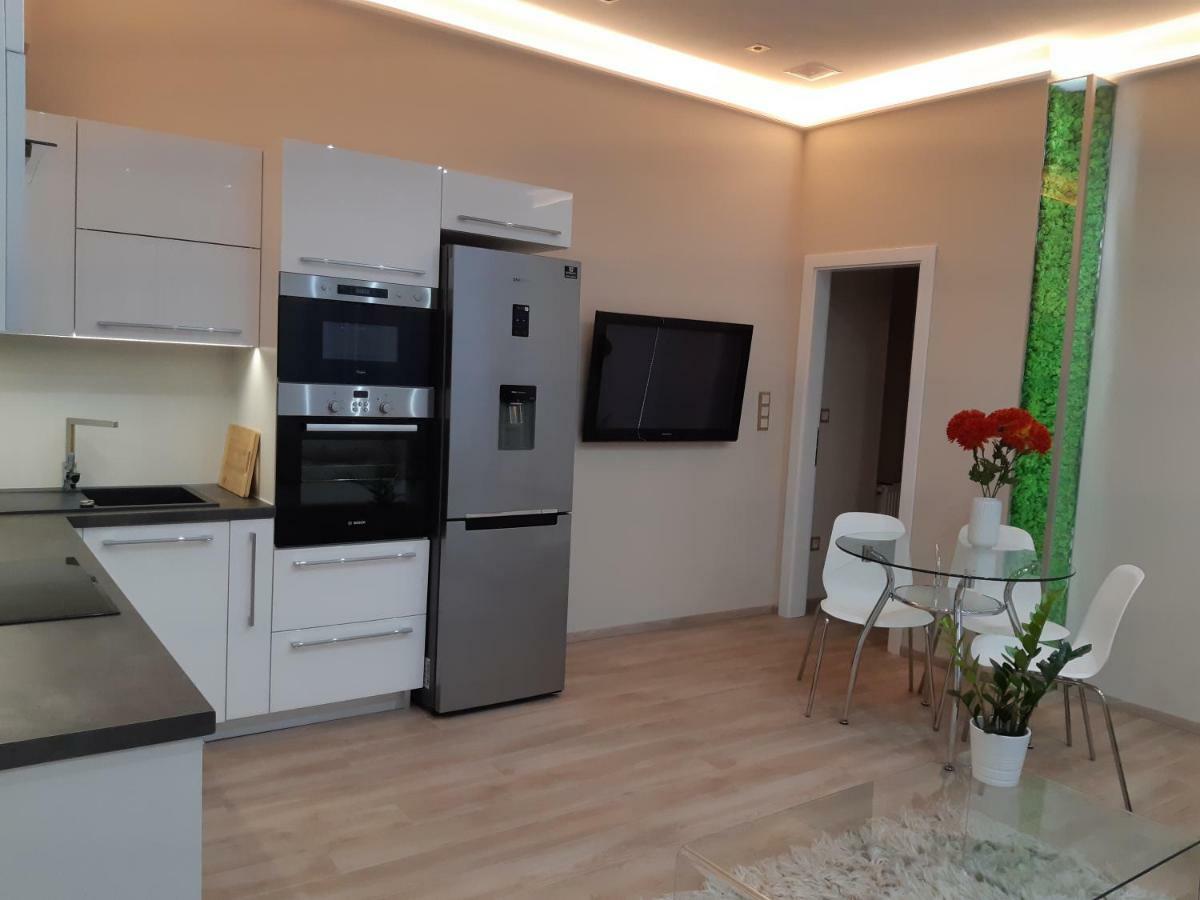 Modern, Quiet & Cozy Apartment In The Middle Of Downtown Near Danube At Fashion Street Budapest Exterior photo