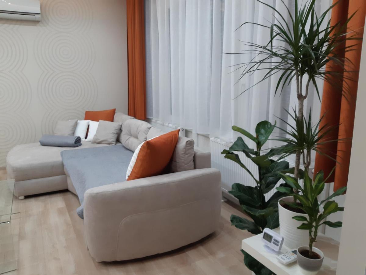 Modern, Quiet & Cozy Apartment In The Middle Of Downtown Near Danube At Fashion Street Budapest Exterior photo